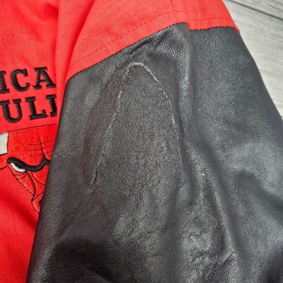 Vintage Early 90s Starte Chicago Bulls Snap Front Bomber Puffer Jacket - Size XL - Picture 7 of 9